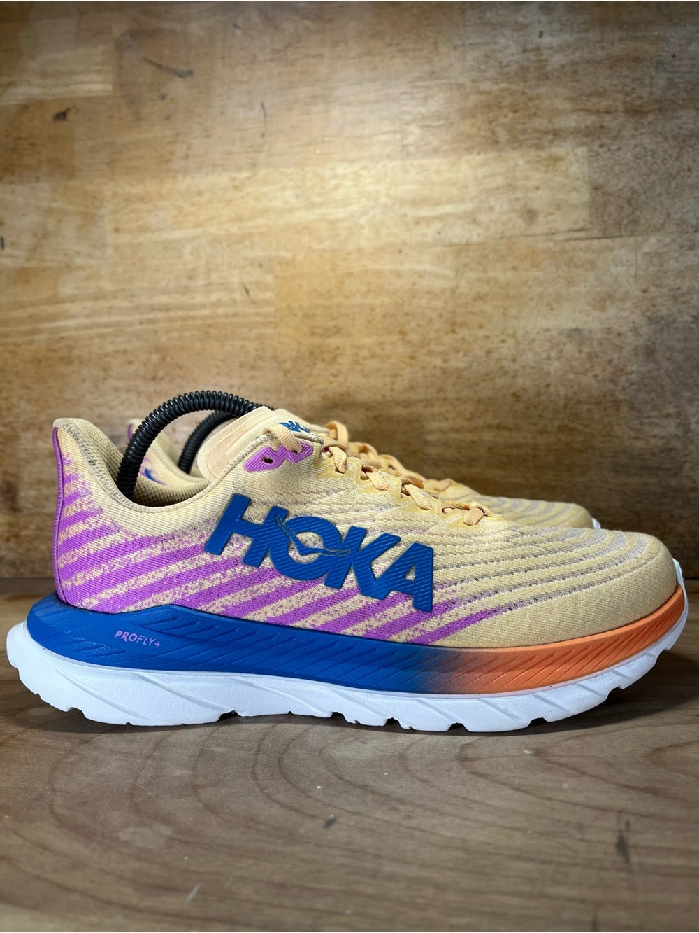 Hoka One One Mach 5 Womens Size 9.5 Running Shoes Sneakers Impala Cyclamen